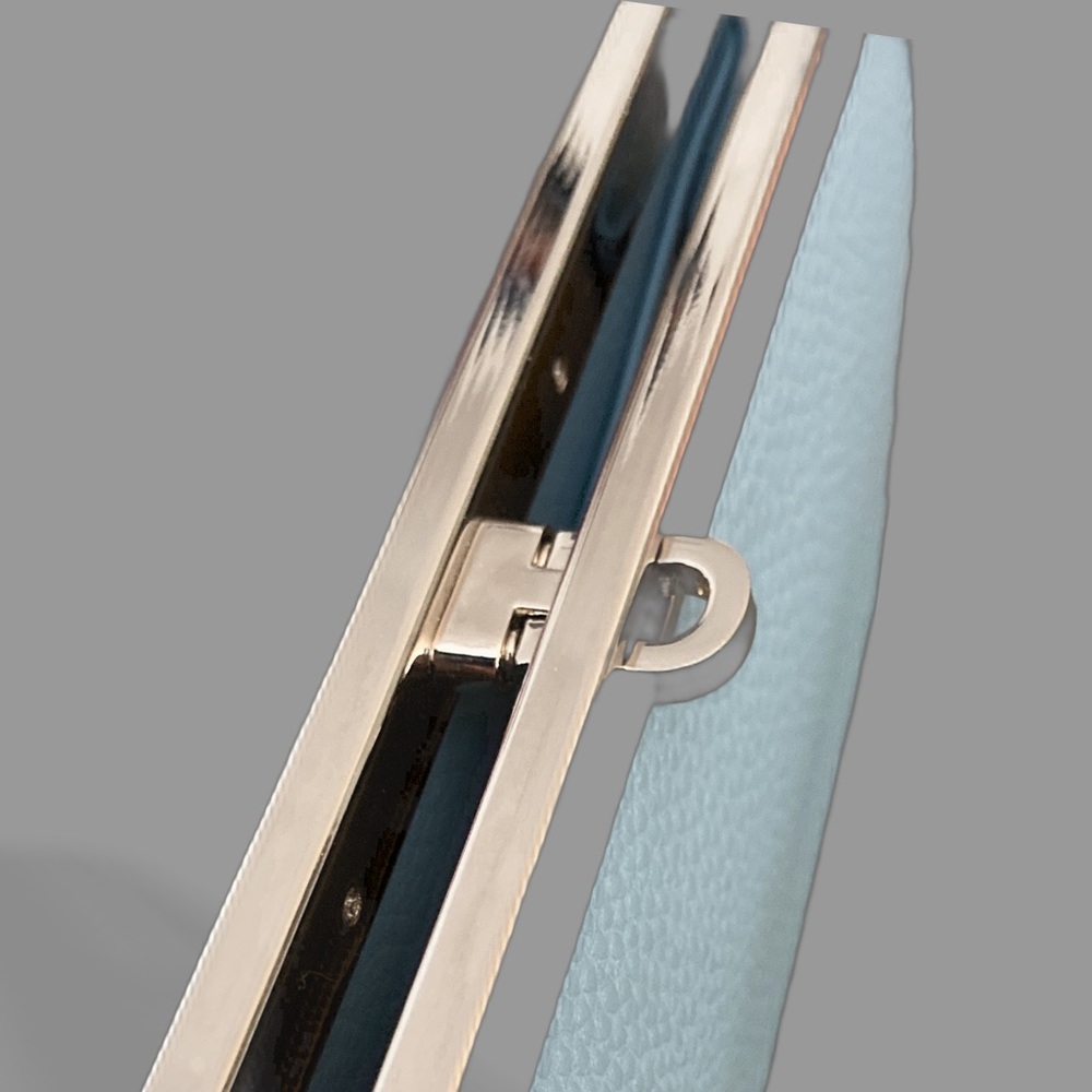 NWOT Buxton clutch wallet